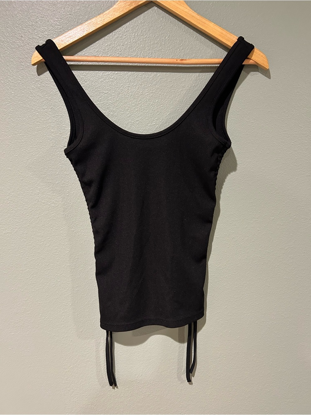 Women's Black Scoop-Back Tank Top